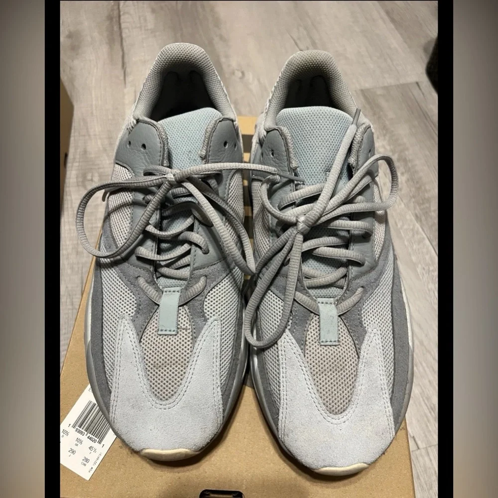 Adidas Yeezy Boost 700 Inerti Gray Men's Size 11 Original Box‎ Shoes Sneakers